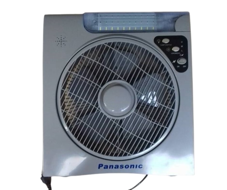 Quạt tích điện